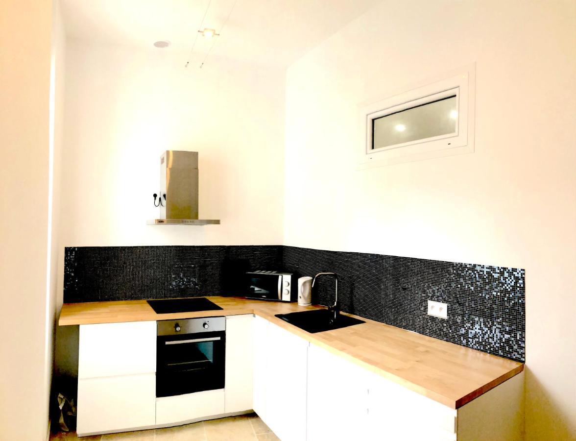 Insula I - Appartement Arenes Centre-Ville ニーム エクステリア 写真